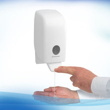 Lade das Bild in den Galerie-Viewer, Scott® Anti Bac Foam Soap - Kassette / Transparent /1 Ltr - 6 Cassettes | Karton (6 Kartuschen)