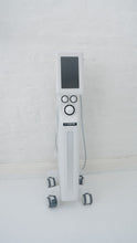 Lade das Bild in den Galerie-Viewer, Lamidi Facial The Perfect Glow - Aquafacial