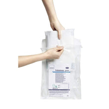 Lade das Bild in den Galerie-Viewer, Hartmann Foliodress® gown Protect steriler OP-Kittel