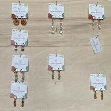 Lade das Bild in den Galerie-Viewer, Ohrringe 29€ Atelier de Poulet
