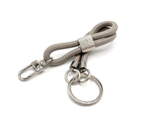 Lade das Bild in den Galerie-Viewer, Schlüsselanhänger aus Seil mit Karabiner Schlamm