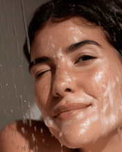 Lade das Bild in den Galerie-Viewer, Dr. Noel Molecular Science Daily Face Cleanser - AHA/BHA Purifying Foam Mousse.