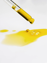Lade das Bild in den Galerie-Viewer, Softening Beard Oil for Men