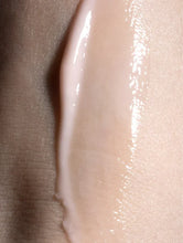 Lade das Bild in den Galerie-Viewer, Hydrating Serum