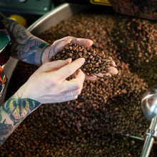 Lade das Bild in den Galerie-Viewer, Heimathafen Espresso 250g