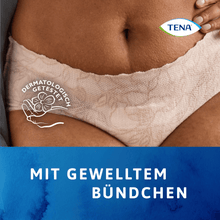 Lade das Bild in den Galerie-Viewer, TENA Silhouette Plus White Inkontinenzpants
