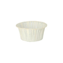Lade das Bild in den Galerie-Viewer, PAPSTAR Muffins-Backförmchen Ø 5 cm, 3,5 cm hoch, weiß | Faltschachtel (20 Stück)
