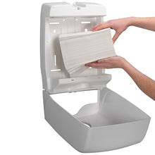 Lade das Bild in den Galerie-Viewer, Kleenex® Ultra™ Falthandtücher - Interfold / Weiß - 15 Clips  x 96 Sheets | Karton (15 Päckchen)
