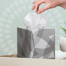 Lade das Bild in den Galerie-Viewer, Kleenex® Kosmetiktücher - Würfel-Box / Weiß
