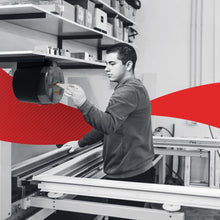 Lade das Bild in den Galerie-Viewer, WypAll® L20 Papierwischtuch - Zentralentnahme  / Weiß /2-lagig - 6 Rolls  x 550 Sheets | Karton (6 Rollen)
