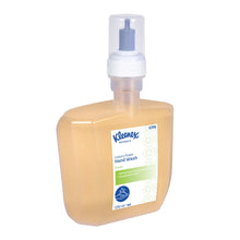 Lade das Bild in den Galerie-Viewer, Kleenex® Botanics™ Luxury Foam Hand Wash - 1.2 Litre Cassette / 1.2 l - 4 Electronic Cassettes | Karton (4 Kartuschen)
