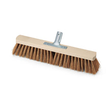 Lade das Bild in den Galerie-Viewer, Nölle Profi Brush Saalbesen Poly-Kokos mit Metallstielhalter
