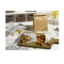 Lade das Bild in den Galerie-Viewer, PAPSTAR Hamburger-Tüten "Newsprint", fettdicht, 16x18 cm | Packung (300 Stück)
