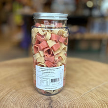 Lade das Bild in den Galerie-Viewer, Herz Pasta "Liebe isst" 200g im PET Glas
