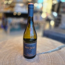 Lade das Bild in den Galerie-Viewer, Urgestein Pinot Blanc 12,5% vol. 0,75l
