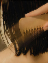 Lade das Bild in den Galerie-Viewer, Keratin Volume Boost Shampoo
