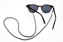 Lade das Bild in den Galerie-Viewer, Brillenband 3mm Grau

